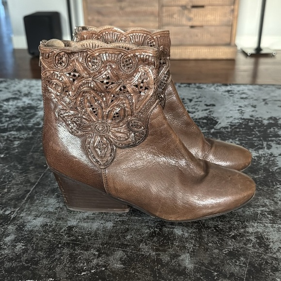 Sesto Meucci Brown Leather Short Made in Italy Floral Western Boots Size 8 - Picture 3 of 6